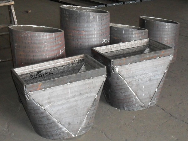 Fabricaci&oacute;n de maquinaria compremetida en areas de desgaste continuo